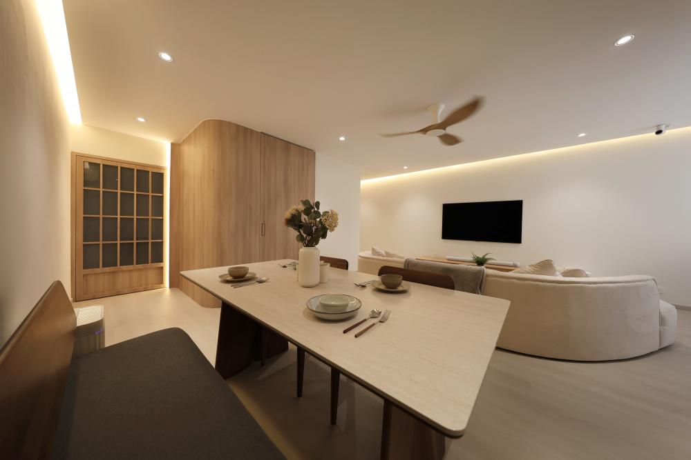 Minimalist Dining Room with Dining Table and Dining Chairs