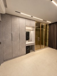   at 374A Woodlands