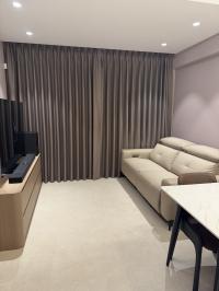 Modern Living Room at 374A Woodlands