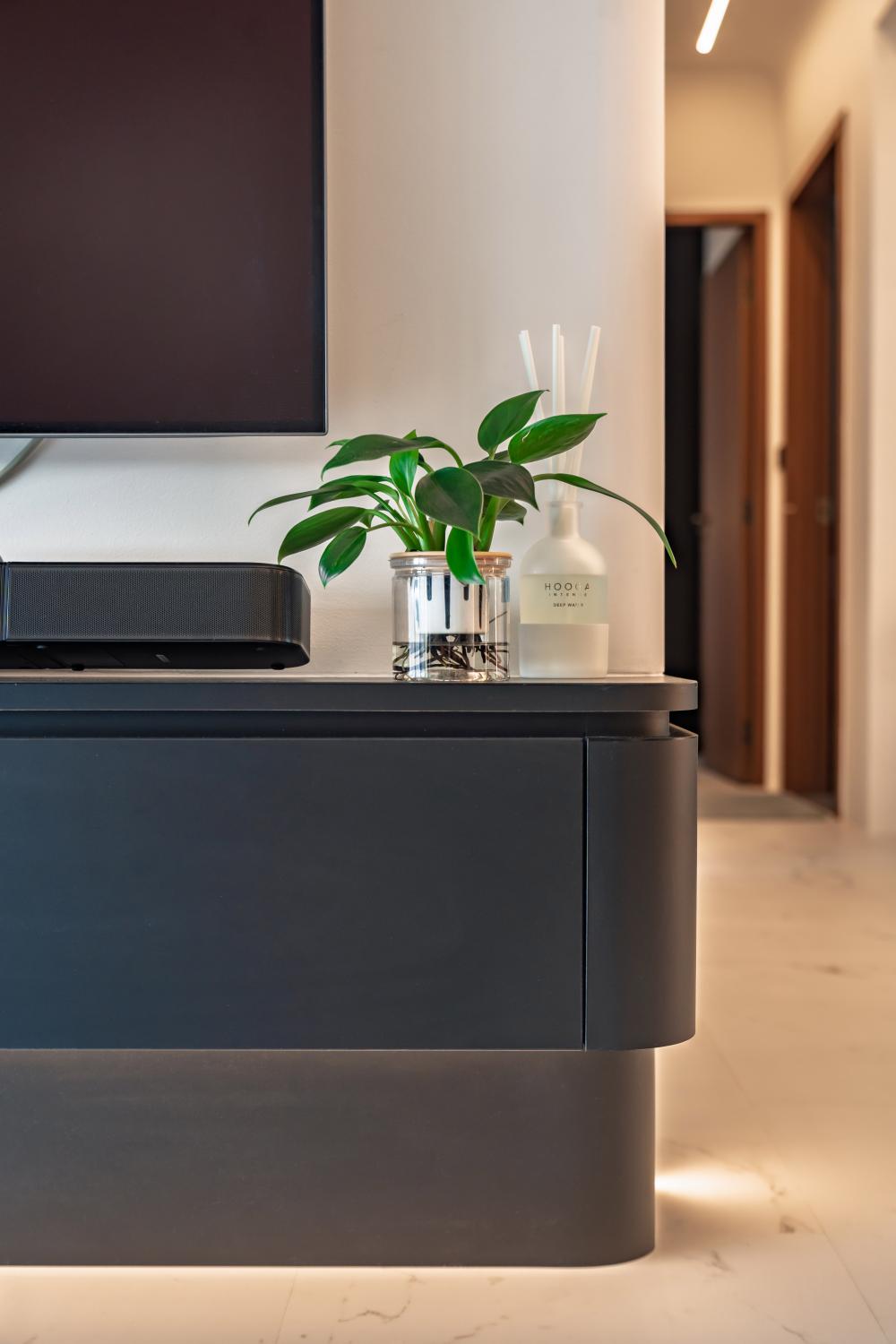 Modern Living Room with Vinyl Flooring and Marble Floor