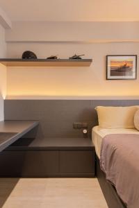 Scandinavian Bedroom at Condominium at 337 Jurong East Ave 1 (Scandinavian)