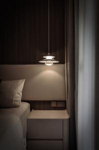 Modern Bedroom at Condominium at 11K Toh Tuck Rd