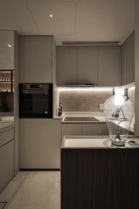   at Condominium at 5 Derbyshire Rd