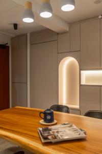 Modern Dining Room at Ghim Moh Edge