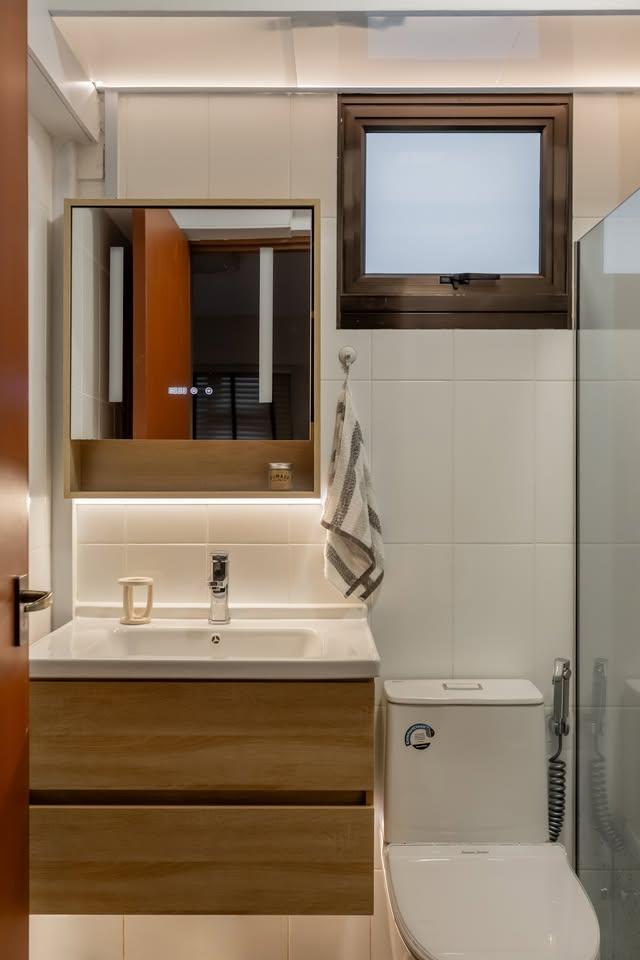 Modern Bathroom with Mirror and Shower Screen