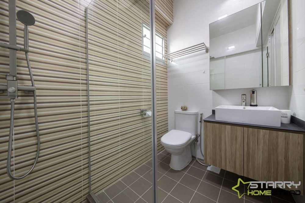 Scandinavian Bathroom with Mirror and Vanity Counter