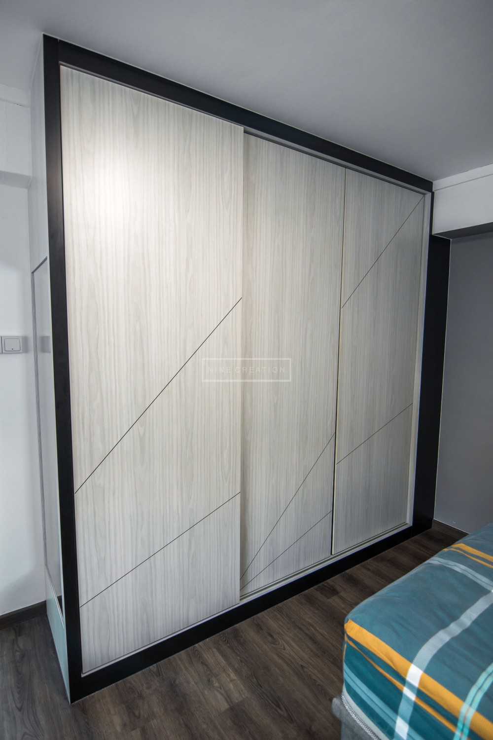 Scandinavian Bedroom with Wardrobe and Sliding Wardrobe