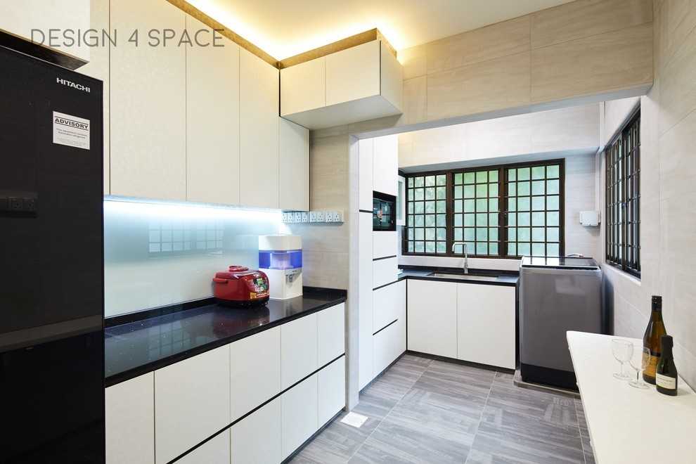 Modern Kitchen with Homogeneous Tiles and Wood Flooring