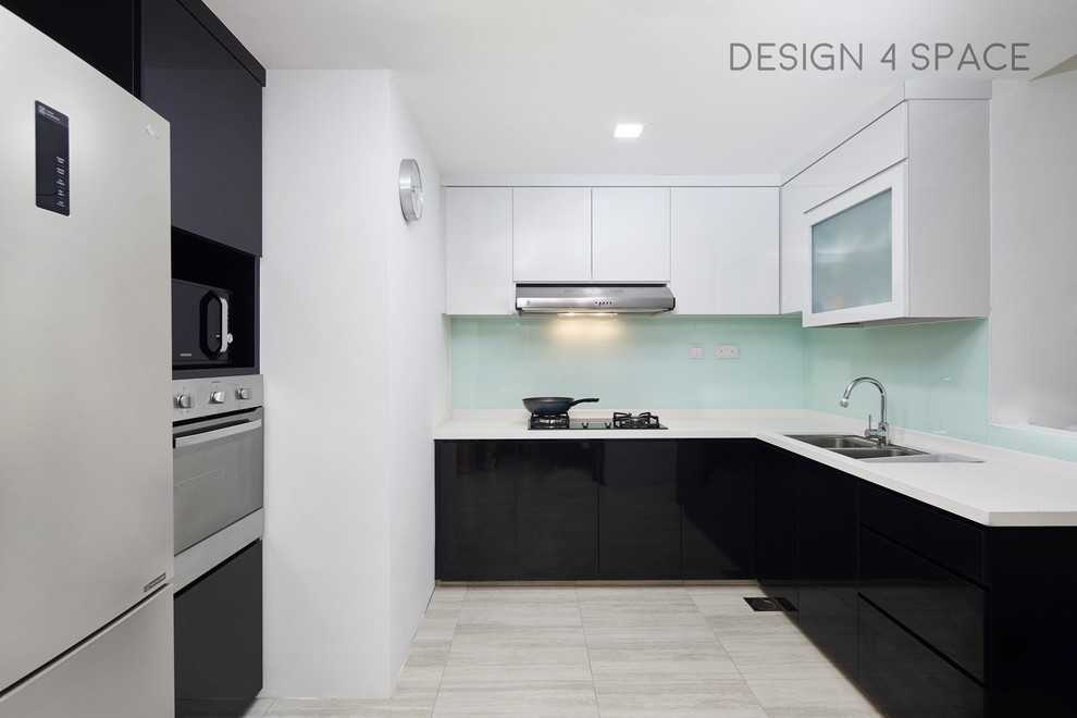 Scandinavian Kitchen with Wood Flooring and Kitchen Island
