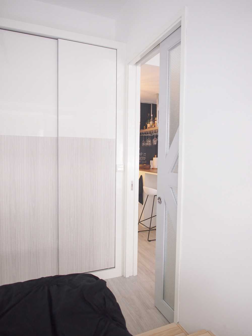 Scandinavian Bedroom with Wardrobe and Sliding Wardrobe