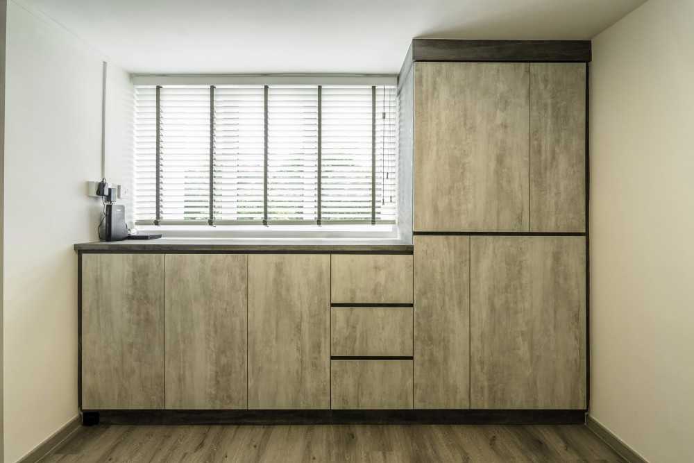Industrial Foyer with Vinyl Flooring and Storage Cabinets