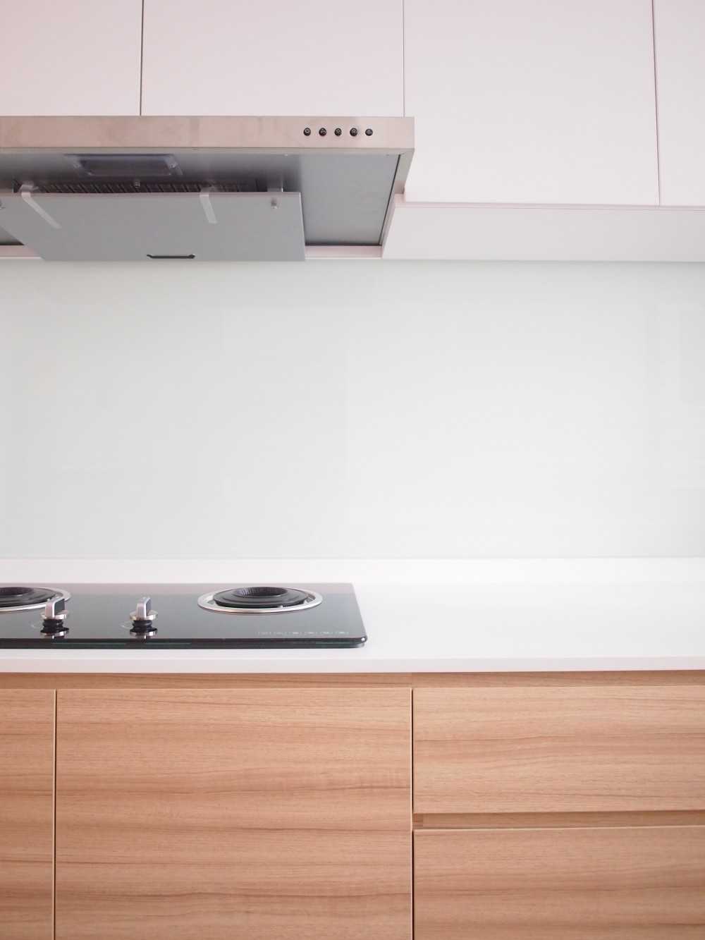 Scandinavian Kitchen with Countertop and Kitchen Backsplash