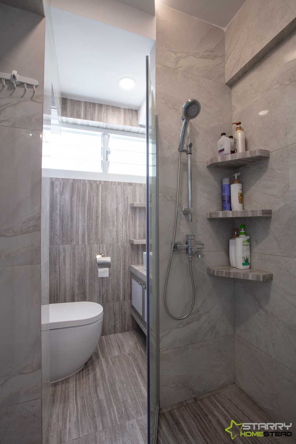 Modern Bathroom with Vanity Counter and Showers