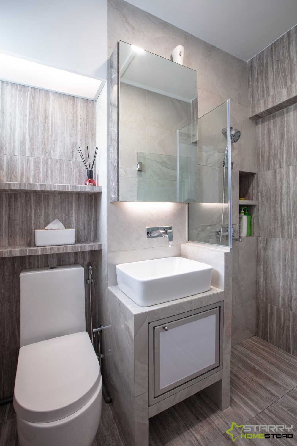 Modern Bathroom with Vanity Counter and Showers