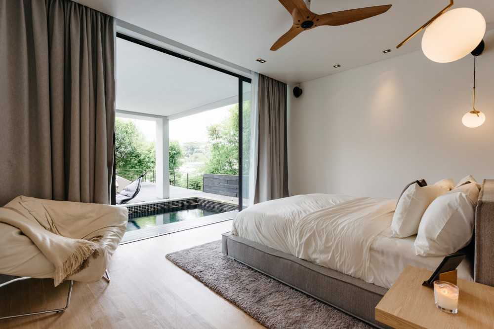Scandinavian Bedroom with Vinyl Flooring and Wardrobe