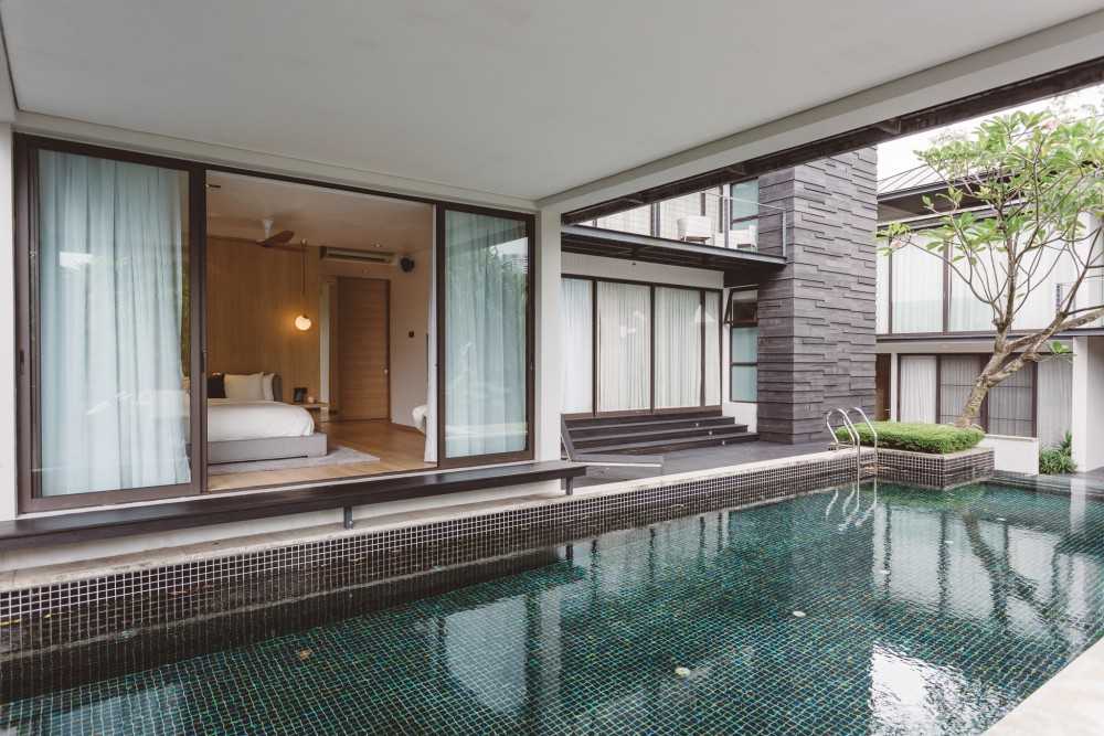 Scandinavian Pool with Outdoor Table and Outdoor Chairs
