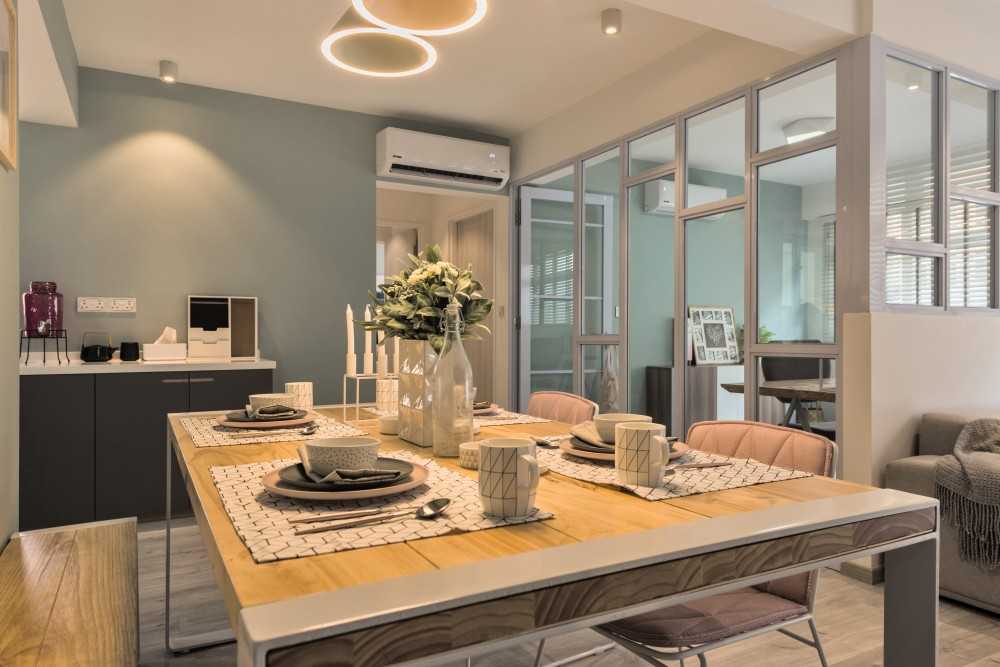 Scandinavian Dining Room with Ceiling Light and Dining Chairs