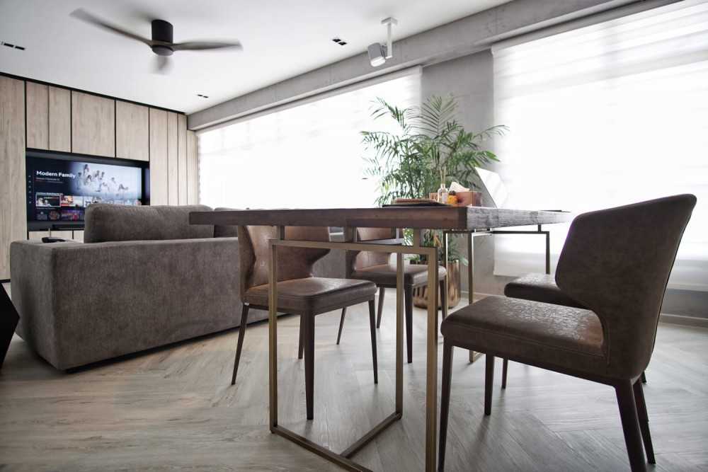 Minimalist Dining Room with Dining Table and Lighting