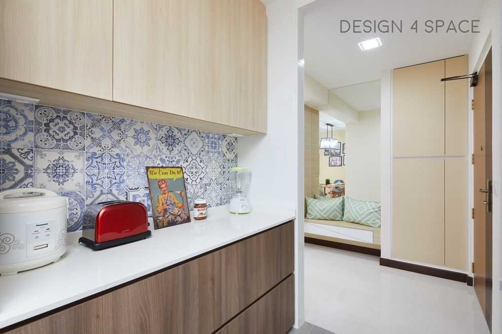 Modern Kitchen with Parquet Floor and Cement Floor