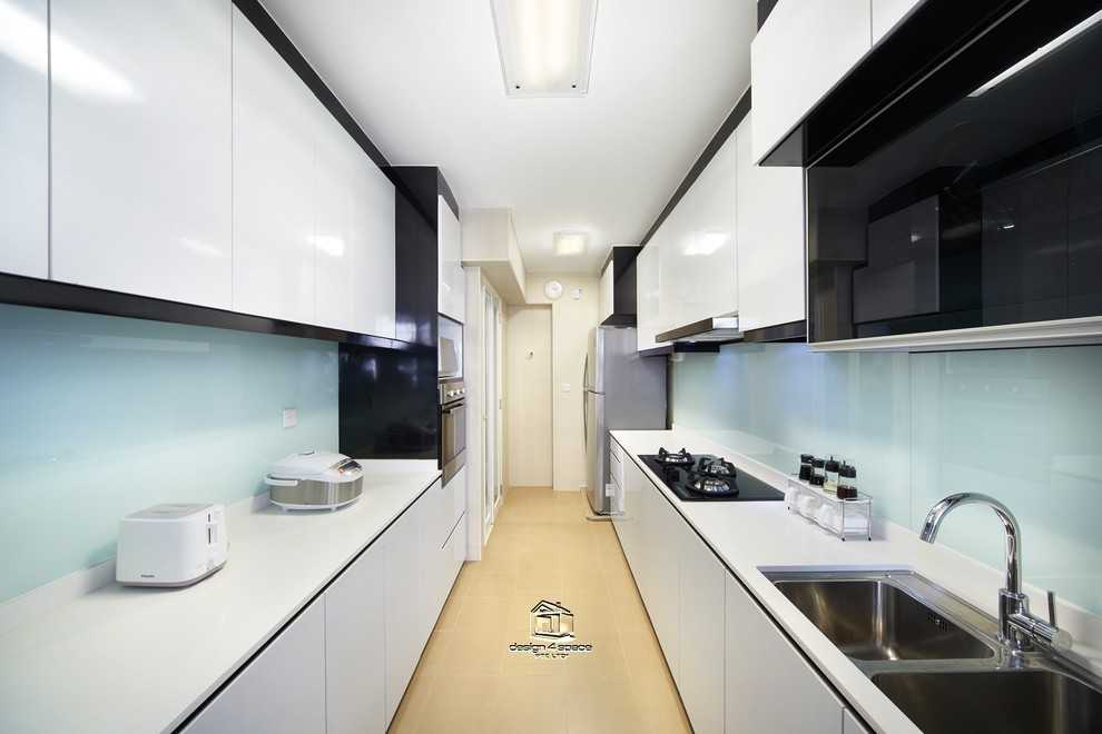 Modern Kitchen with Open Kitchen and Kitchen Backsplash