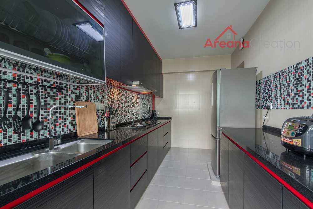 Modern Kitchen with Homogeneous Tiles and Wood Flooring